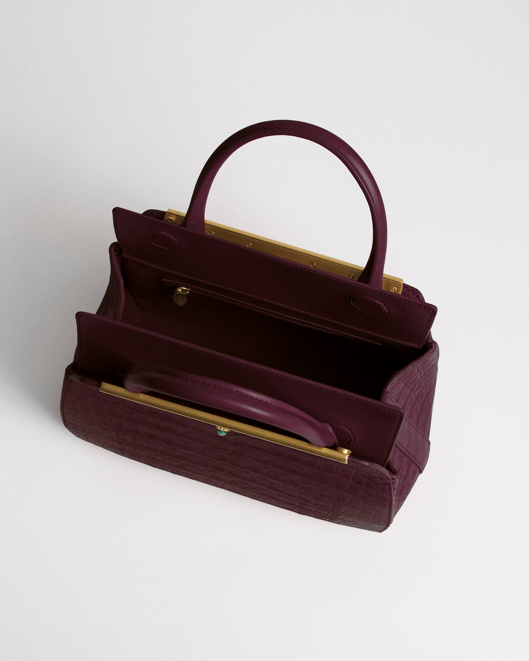 Burgundy_4