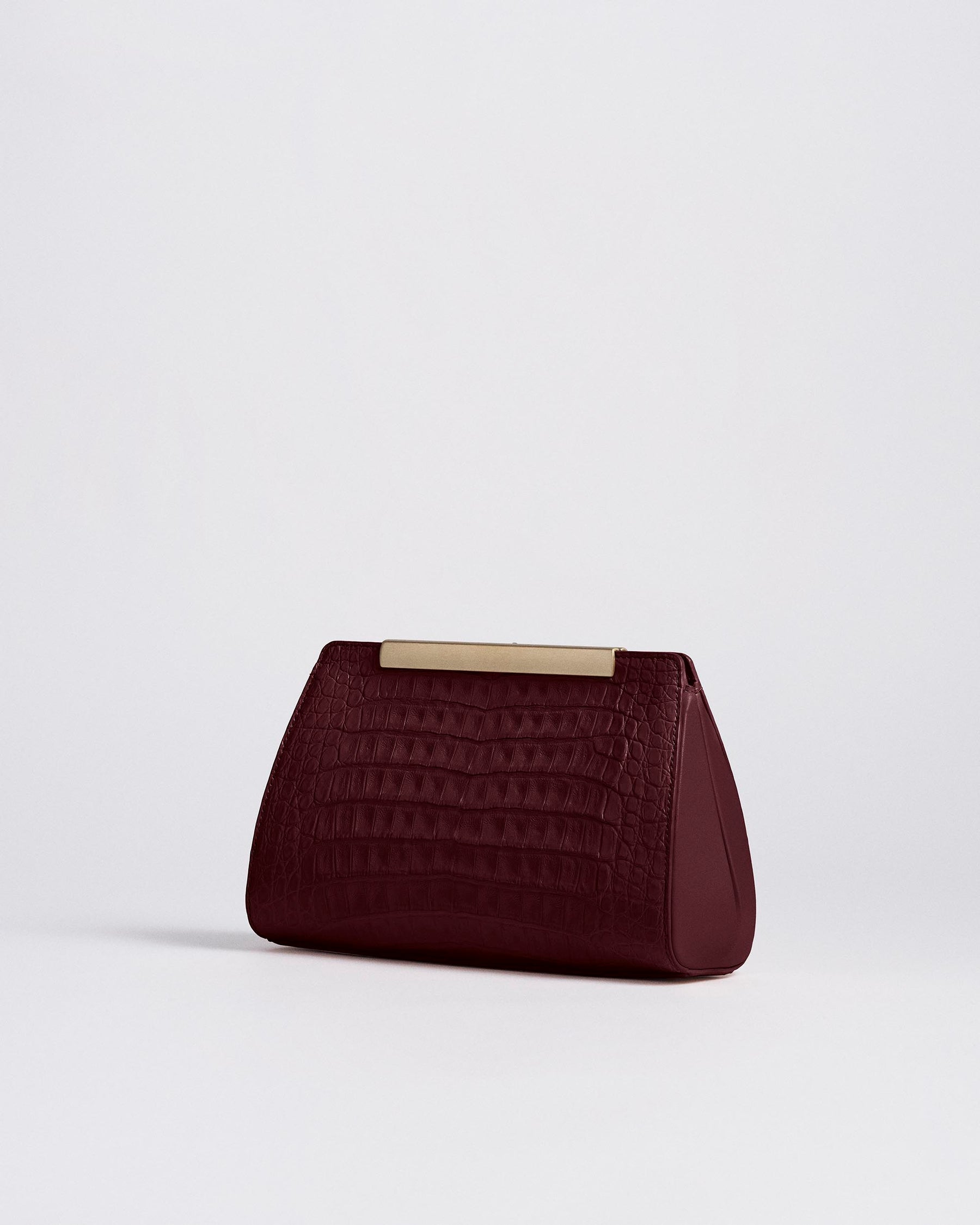 Burgundy_03