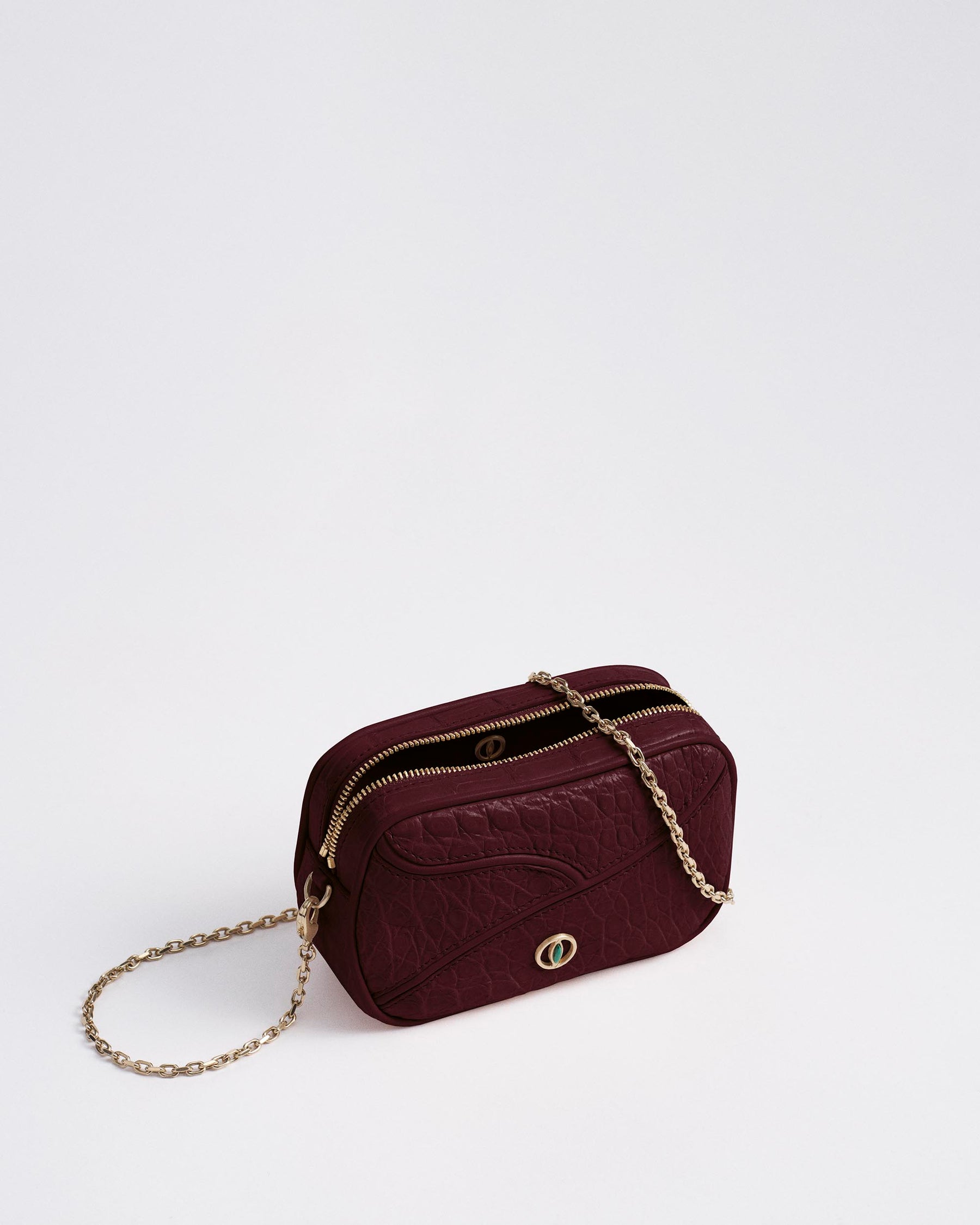 Burgundy_04