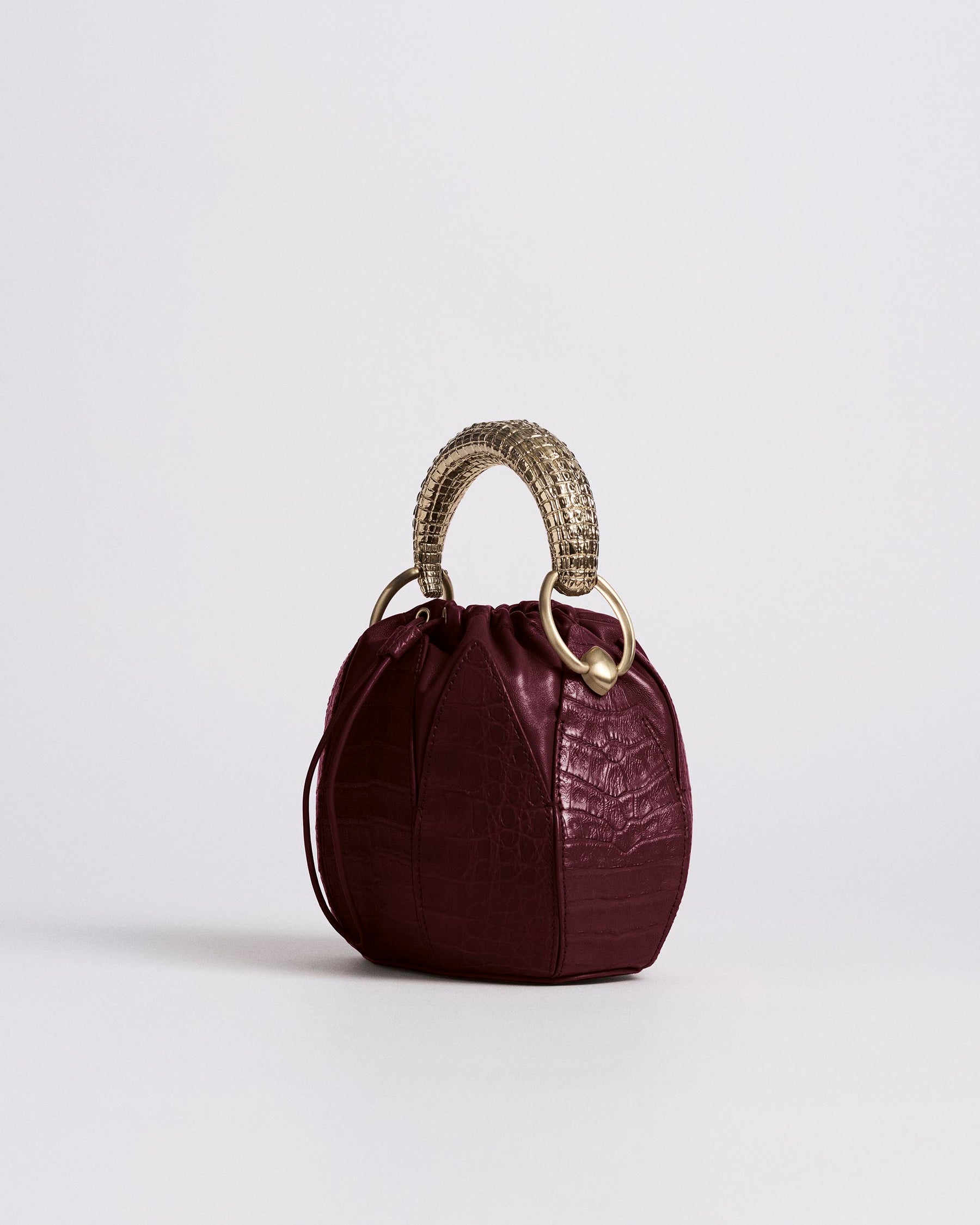 Burgundy_02