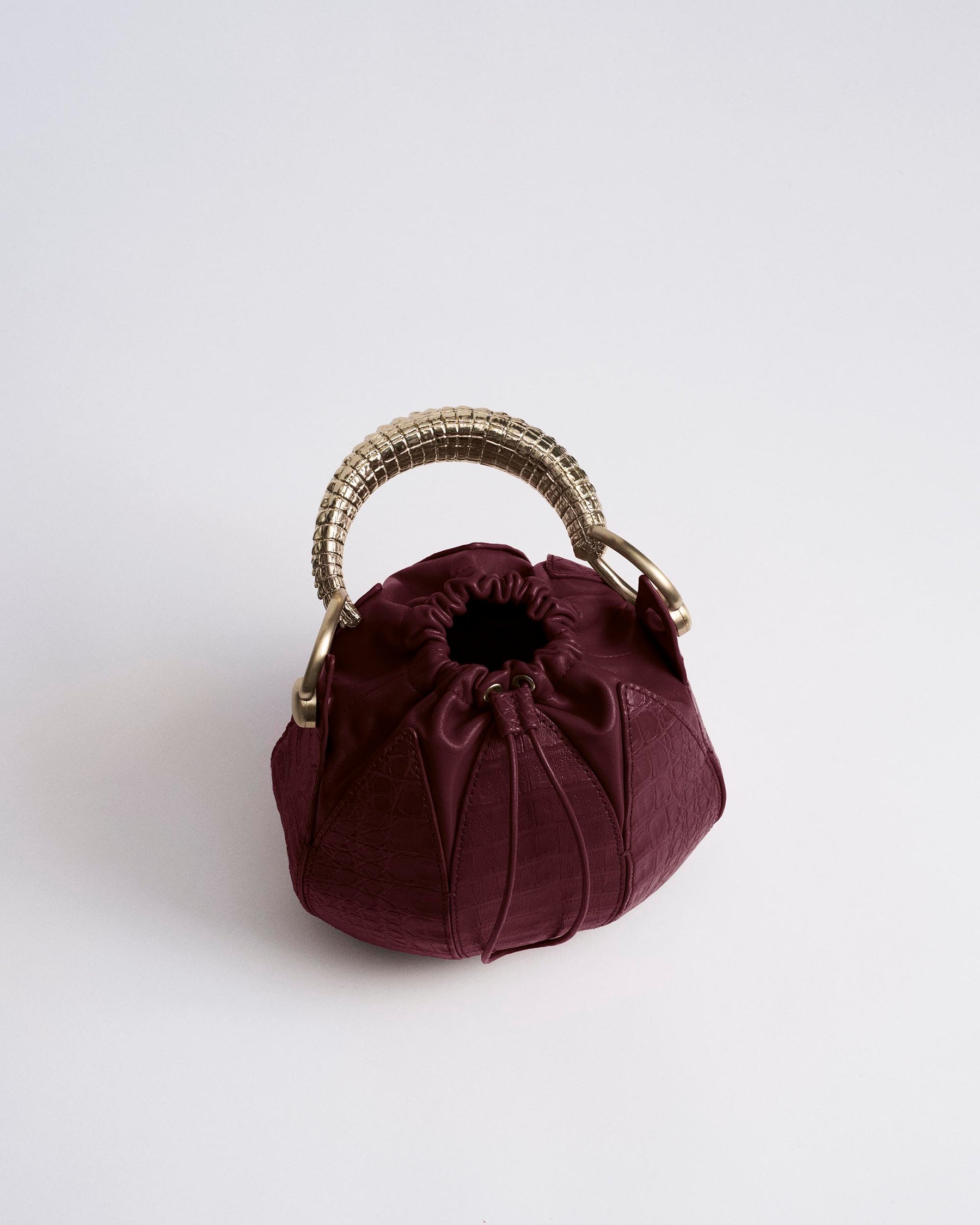 Burgundy_04