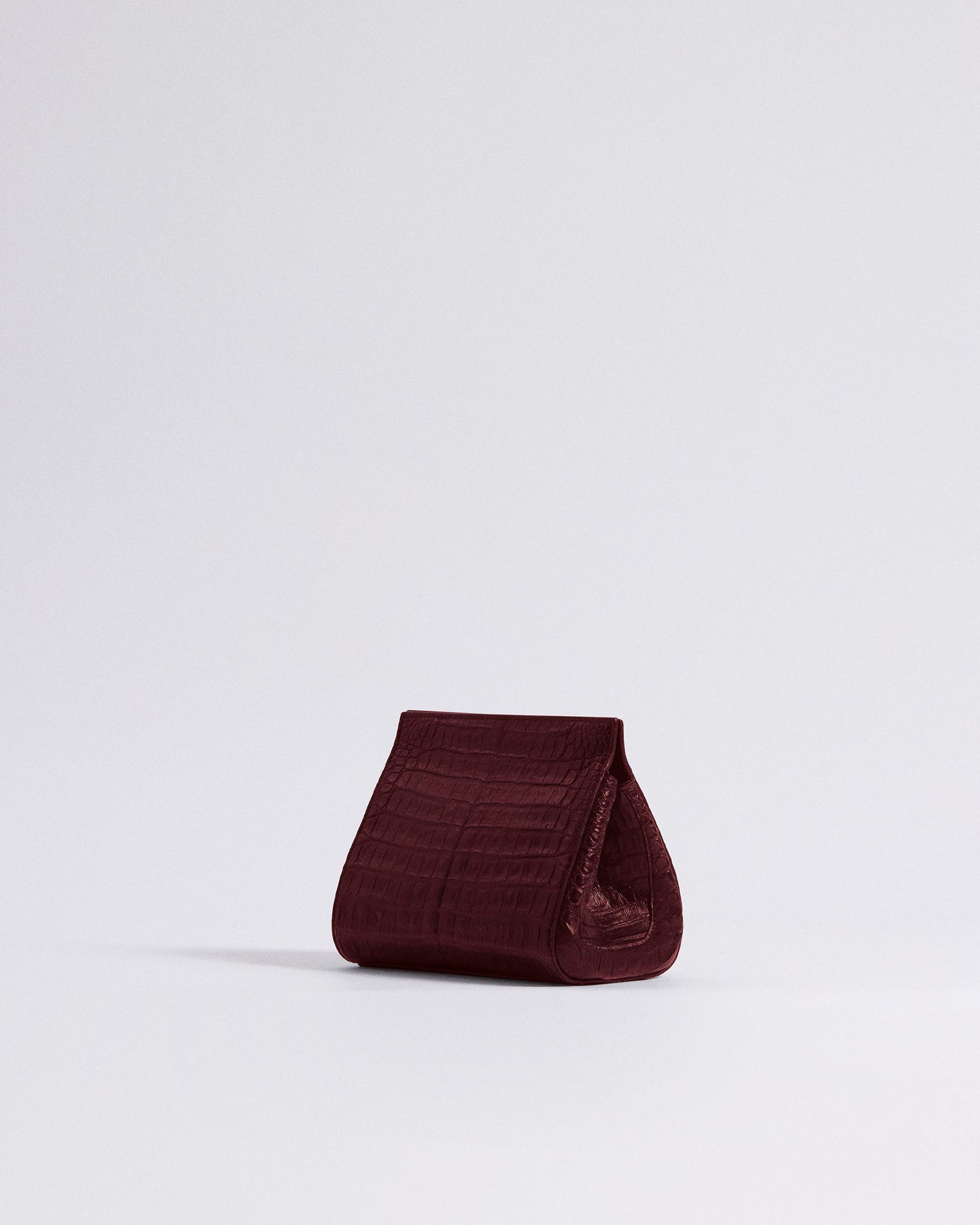 Burgundy_03