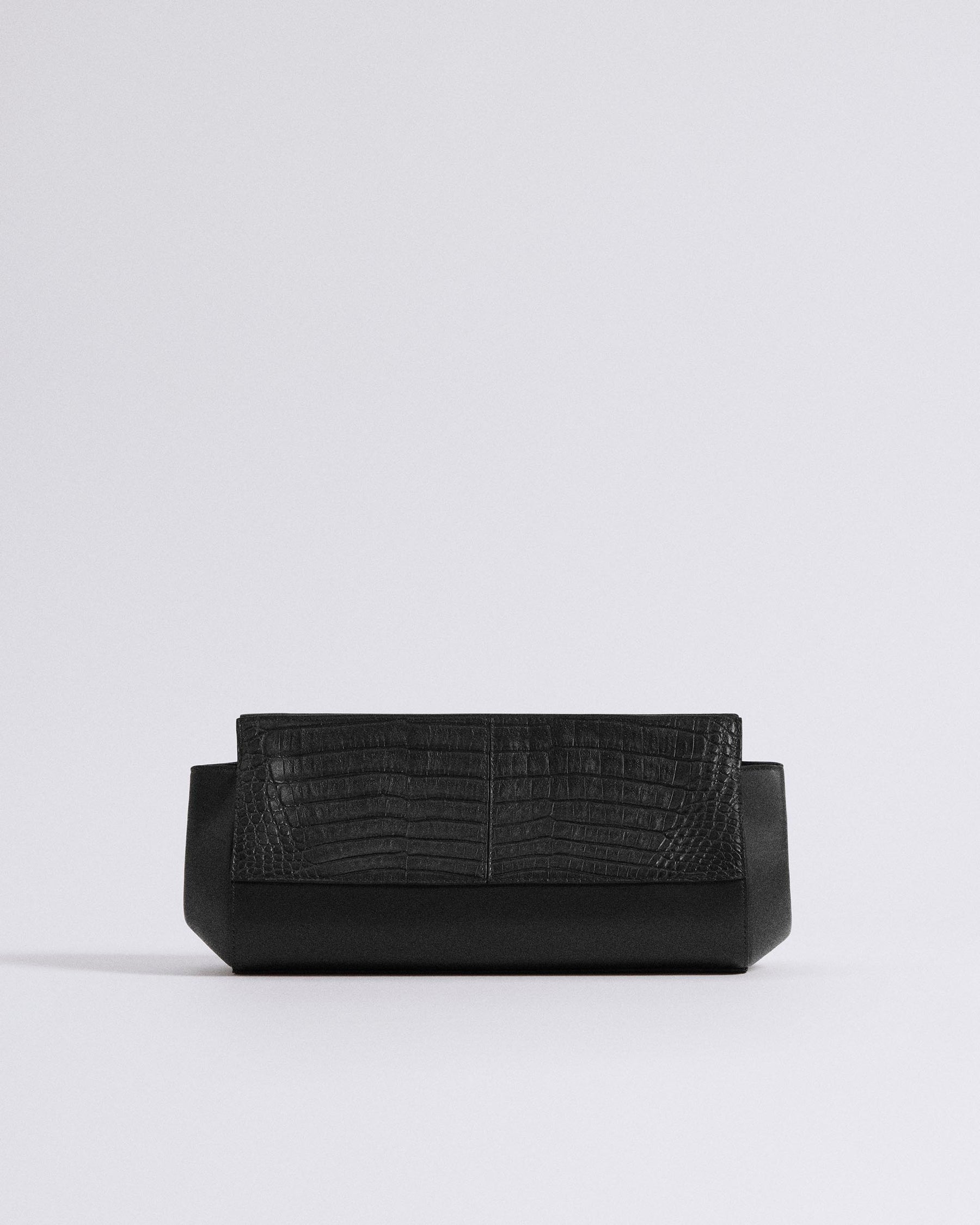 Black_01