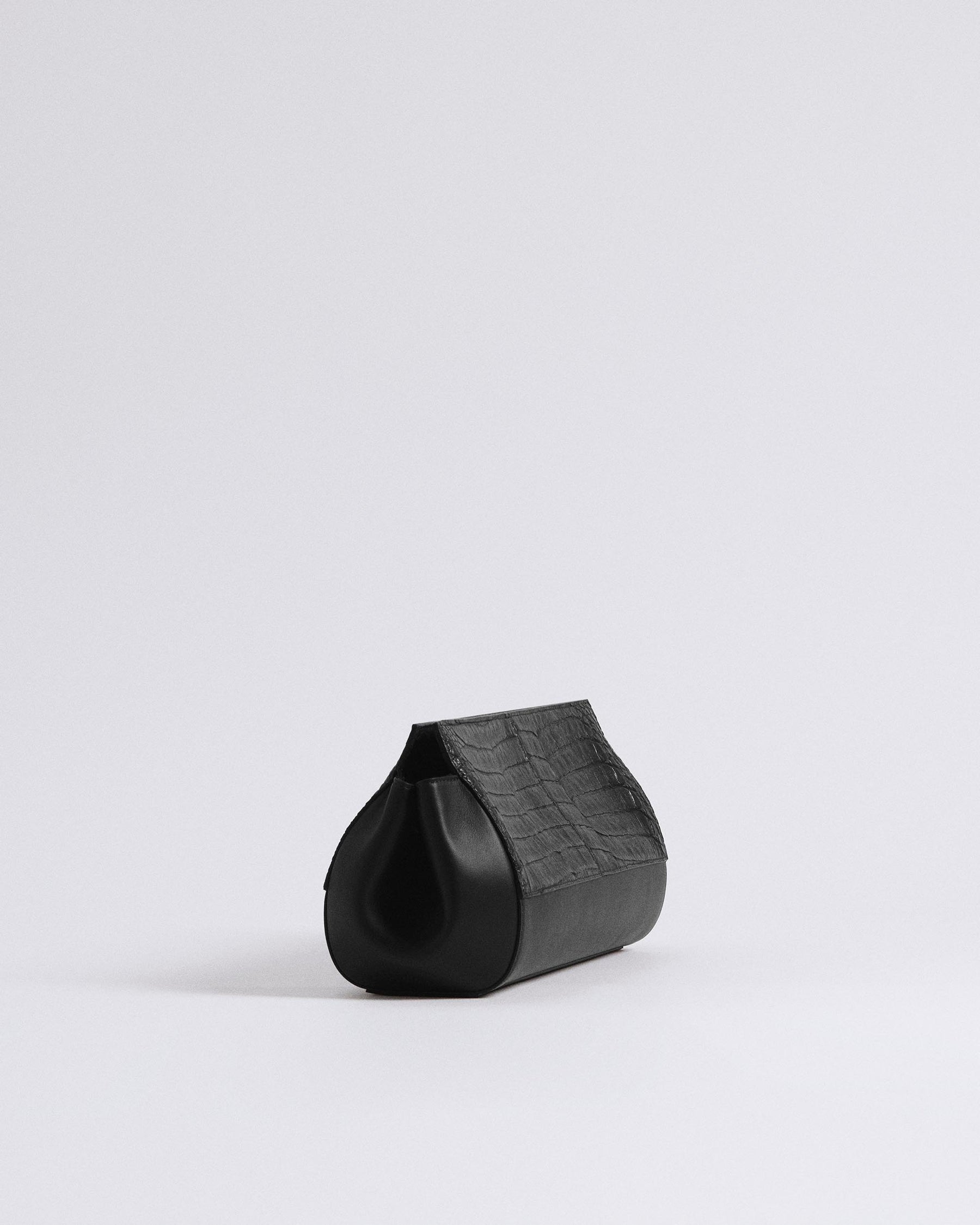 Black_03