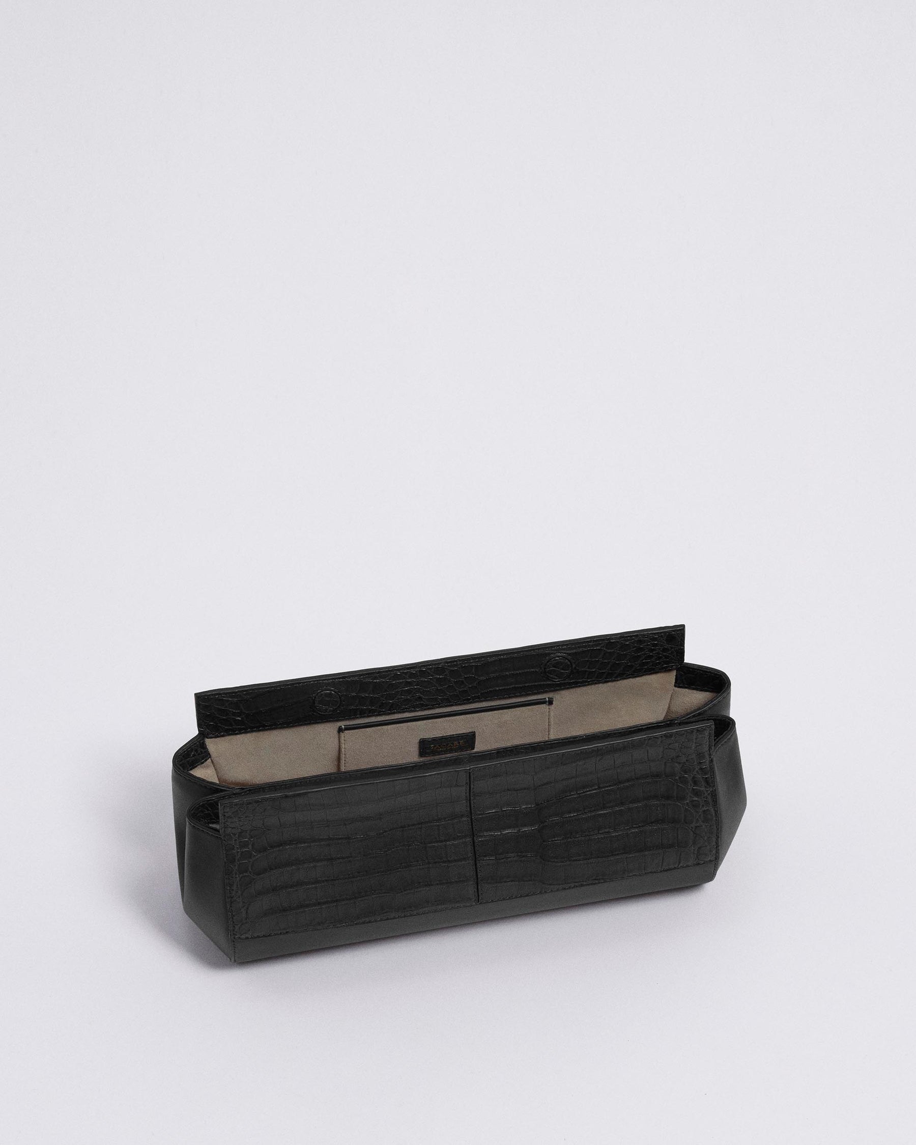 Black_04