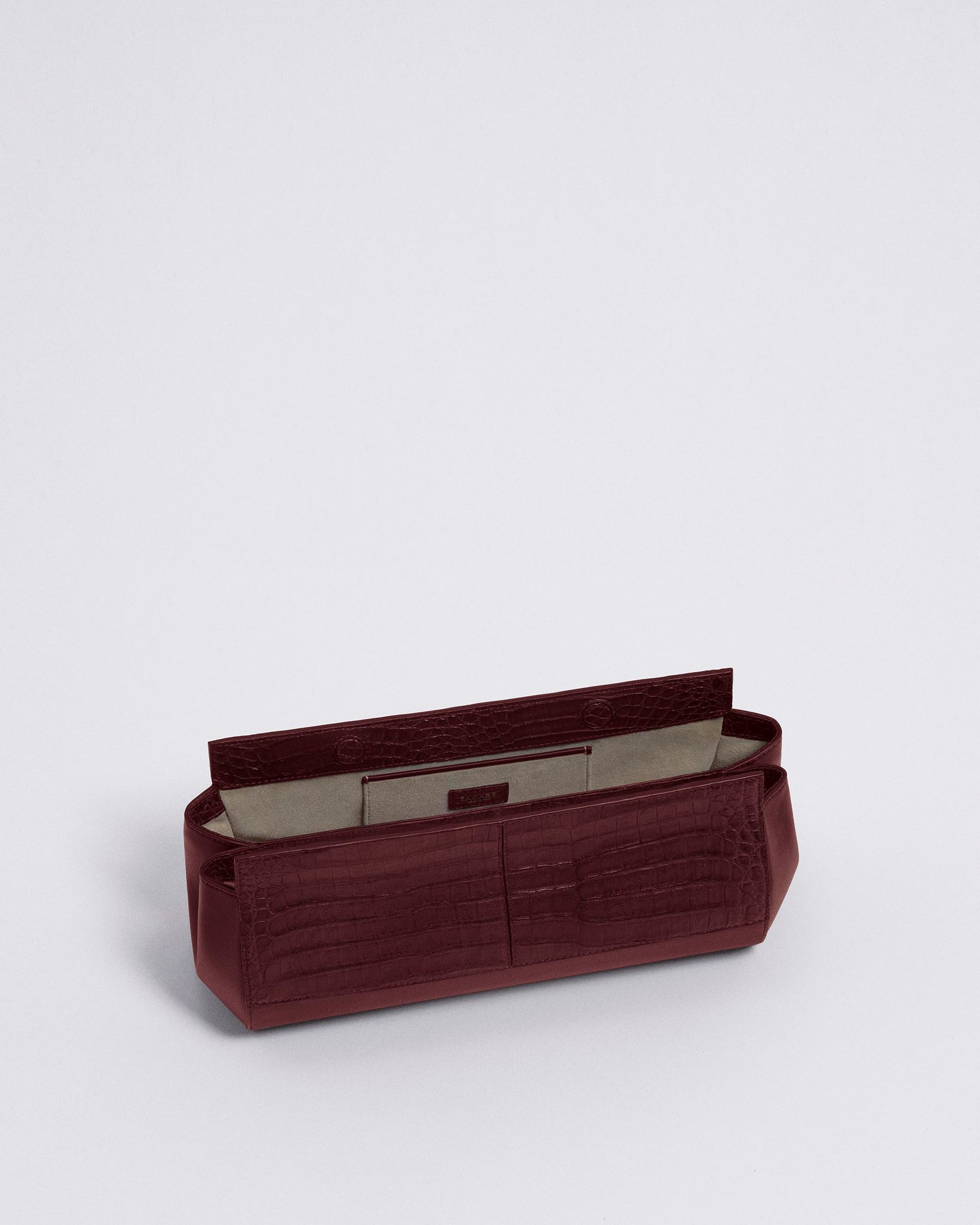 Burgundy_04